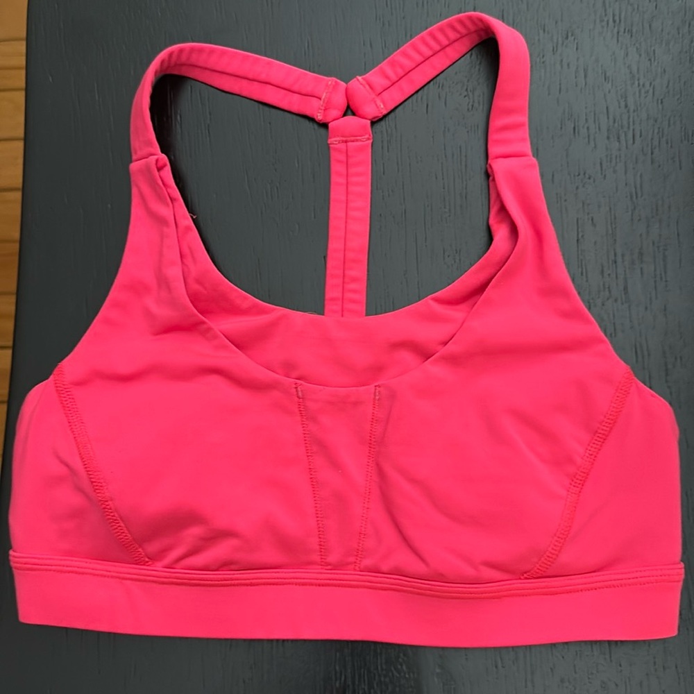 Lululemon size 6 sports bra
